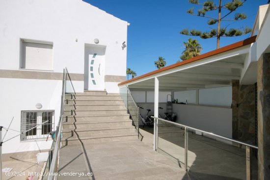 Villa en venta en Orihuela (Alicante)