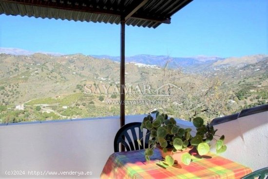 Casa en venta en Sayalonga (Málaga)