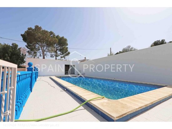 Chalet en venta en Godelleta (Valencia)