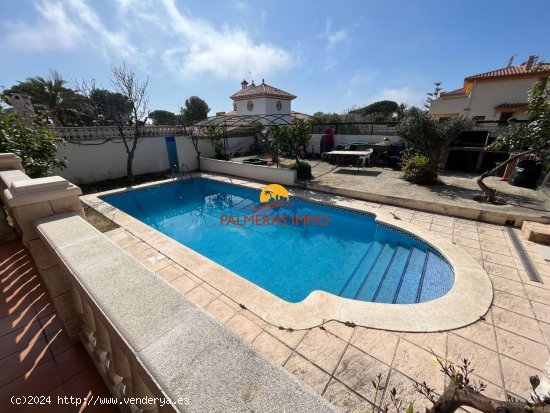 Villa en venta en Mont-roig del Camp (Tarragona)