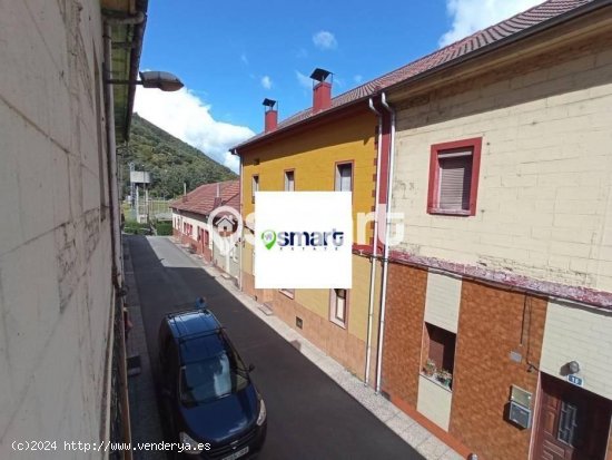  Piso en venta en Mieres (Asturias) 