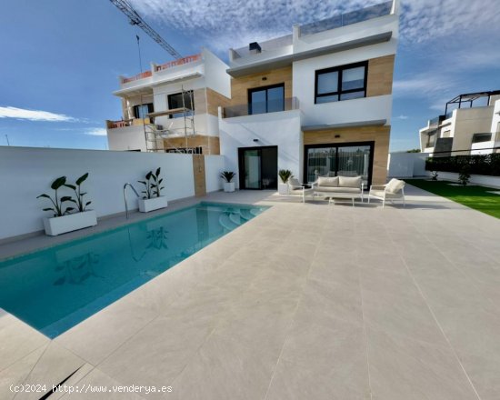  Villa en venta a estrenar en Benijófar (Alicante) 