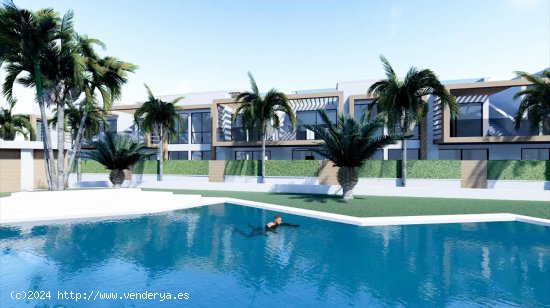 Bungalow en venta a estrenar en Alicante (Alicante)