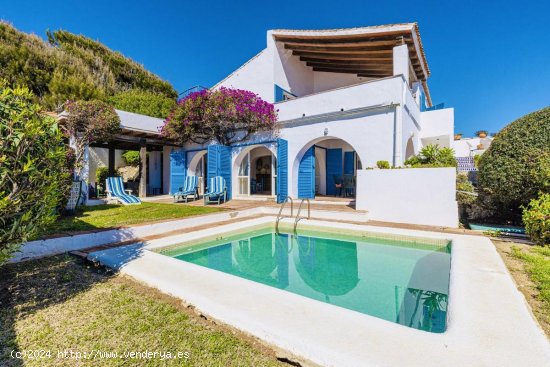 Villa en venta en Estepona (Málaga)