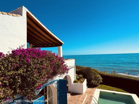 Villa en venta en Estepona (Málaga)