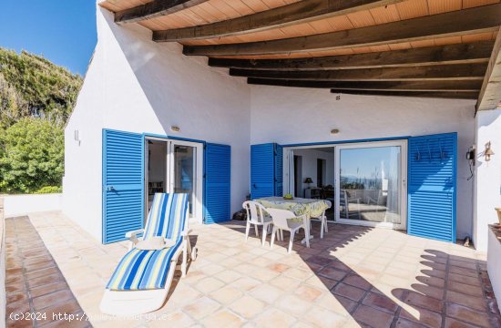 Villa en venta en Estepona (Málaga)