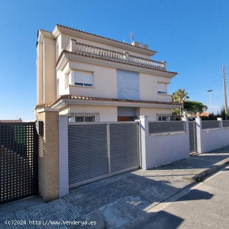 Unifamiliar aislada en venta  en Vendrell, El - Tarragona