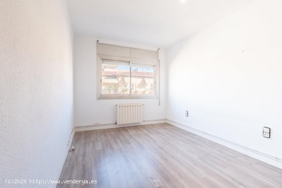 Piso en venta  en Cornellà de Llobregat - Barcelona