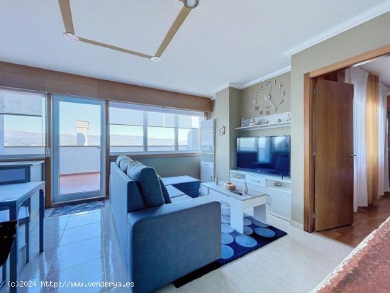 SE VENDE ESPECTACULAR PISO CON TERRAZA EN RIANXO - CORUÑA