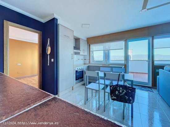 SE VENDE ESPECTACULAR PISO CON TERRAZA EN RIANXO - CORUÑA