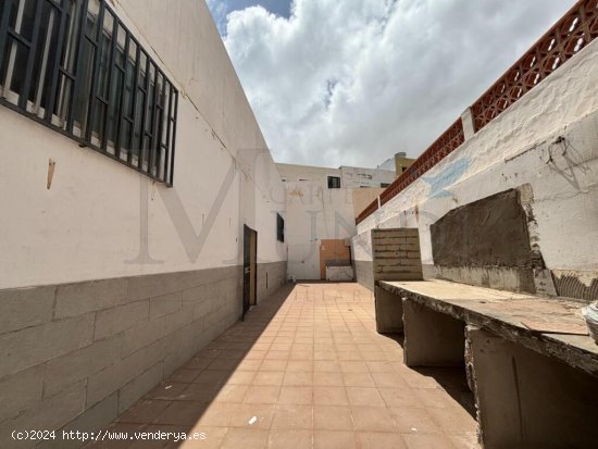 SE ALQUILA LOCAL COMERCIAL EN CORRALEJO, FUERTEVENTURA