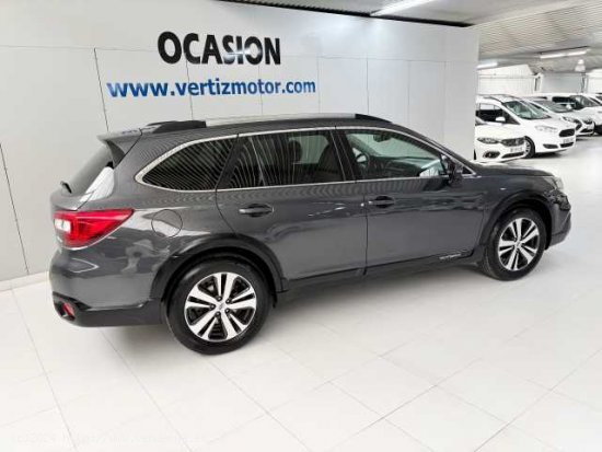 Subaru Outback ( 2.5i Executive Plus S CVT )  - Astigarraga