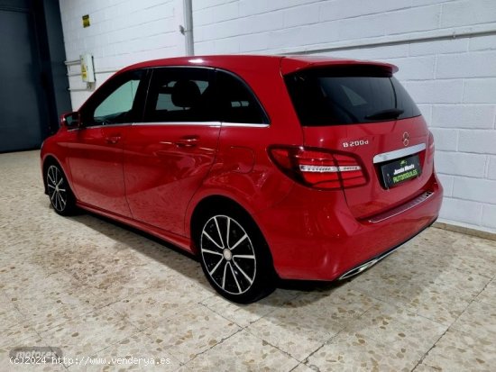 Mercedes Clase B B 200 d de 2017 con 180.000 Km por 13.800 EUR. en Sevilla