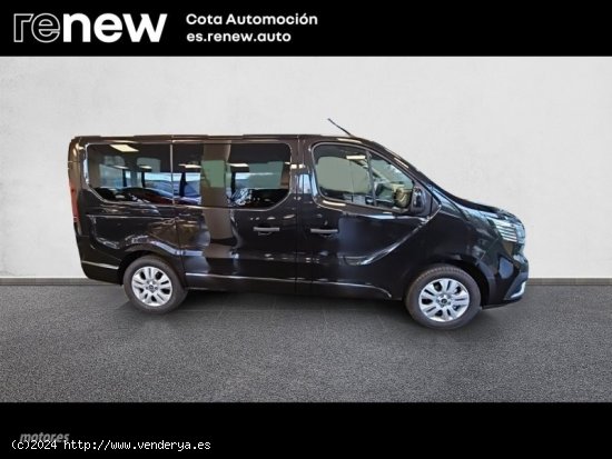 Renault Trafic COMBI EDC DCI 150 M1-AF EQUILIBRE 8 PLZ de 2024 con 20 Km por 41.900 EUR. en Madrid