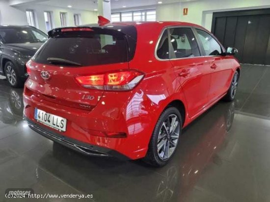 Hyundai i30 1.0 TGDI Tecno 48V 120 de 2020 con 77.868 Km por 16.990 EUR. en Madrid