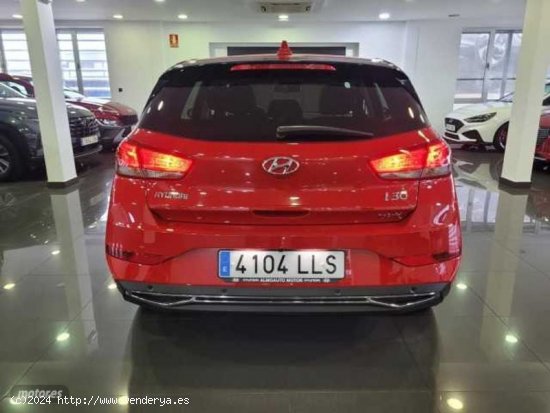 Hyundai i30 1.0 TGDI Tecno 48V 120 de 2020 con 77.868 Km por 16.990 EUR. en Madrid