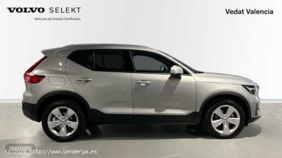 Volvo XC40 1.5 T2 CORE AUTO 129 5P de 2024 con 21.006 Km por 33.900 EUR. en Valencia