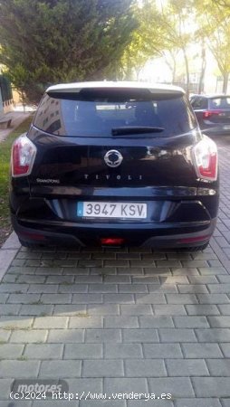 Ssangyong Tivoli G16 Limited 4x2 de 2019 con 56.990 Km por 12.990 EUR. en Madrid