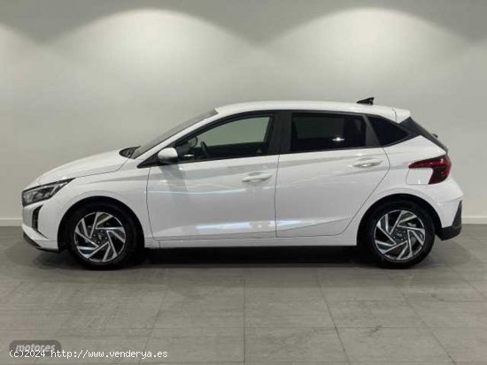 Hyundai i20 1.2 MPI Klass de 2024 con 6.642 Km por 18.750 EUR. en Barcelona