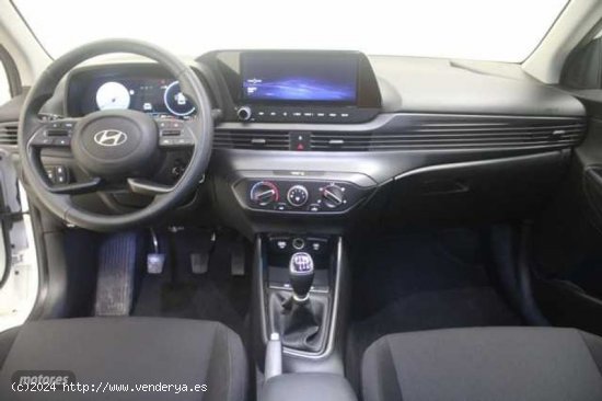 Hyundai i20 1.0 TGDI Klass 100 de 2024 con 11.188 Km por 19.900 EUR. en Valencia