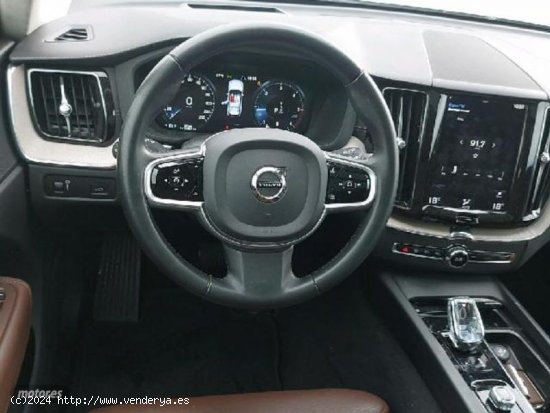 Volvo XC 60 XC60 B4 (D4) AWD Inscription Automatico de 2020 con 97.644 Km por 35.990 EUR. en Huelva