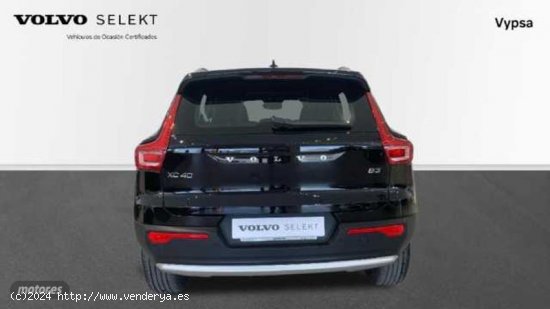 Volvo XC40 XC40 Core, B3 (gasolina), Gasolina de 2022 con 15.650 Km por 36.900 EUR. en Ciudad Real