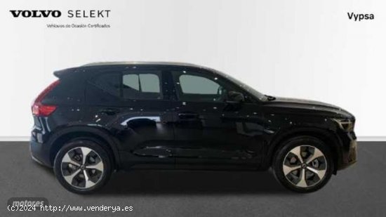 Volvo XC40 XC40 Core, B3 (gasolina), Gasolina de 2022 con 15.650 Km por 36.900 EUR. en Ciudad Real