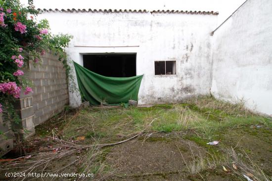 Solar céntrico  en Valdelacalzada - BADAJOZ