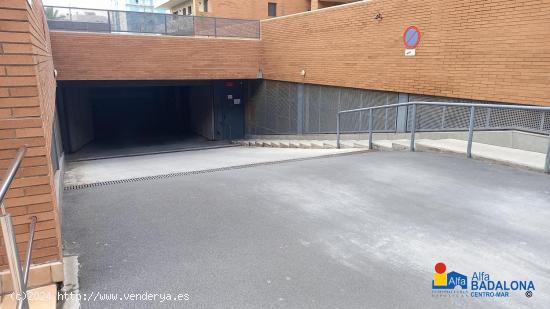 Plaza de Parking en alquiler en C/ Cervantes - BARCELONA