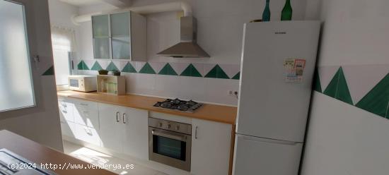 Piso en alquiler  en Puerto de Sagunto, 3 hab, 1 baño. - VALENCIA