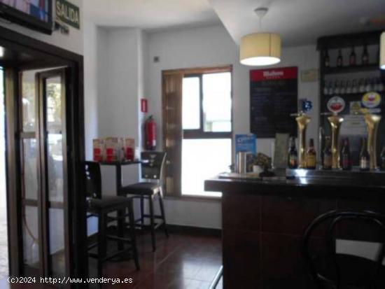 Bar completamente acondicionado en el centro de caceres. - CACERES