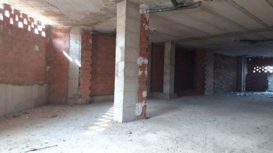 LOCAL COMERCIAL EN VENTA EN TORREAGUERA (MURCIA) - MURCIA