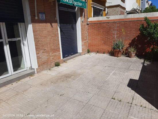 LOCAL COMERCIAL EN ALQUILER EN HUERTA SANTA TERESA - NERVION (SEVILLA) - SEVILLA