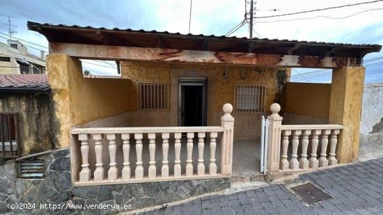 Estupenda casa en La Algaida - MURCIA