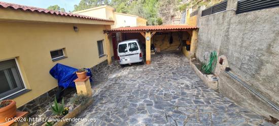 CASA AL BALCÓ PER ENTRAR A VIURE, AMB PISCINA! - BARCELONA