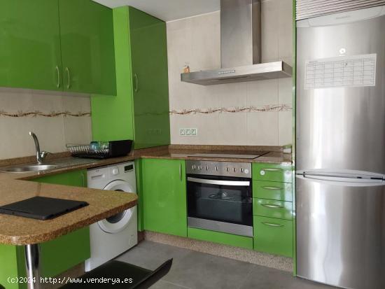 VENTA DE APARTAMENTO EN BOIRO EN ZONA CIMADEVILA. - A CORUÑA