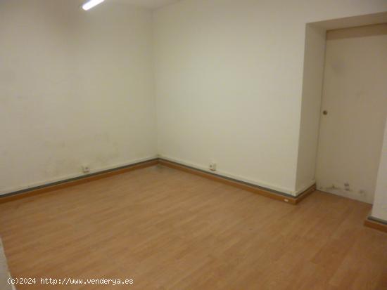 Local en venta en Tortosa zona centre, 80 m. de superficie - TARRAGONA