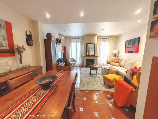 CASA EN VENTA EN EL CENTRO DE SENTMENAT - BARCELONA