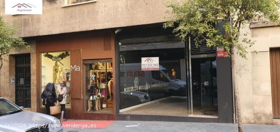 SE ALQUILA LOCAL COMERCIAL EN EL CENTRO DE JAÉN - JAEN