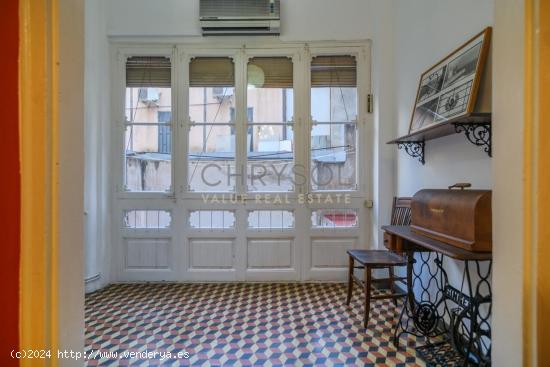 Piso en venta en el casco antiguo de Barcelona. - BARCELONA