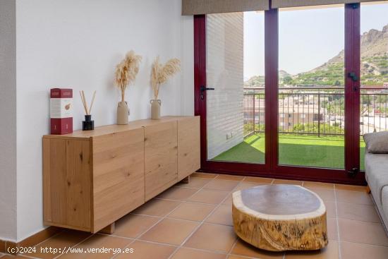 ÁTICO 2 HABITACIONES 2 BAÑOS CON GARAJE Y TRASTERO PISCINAS SAUNA JACUZZI Y GIMNASIO 5 MINUTOS BAL