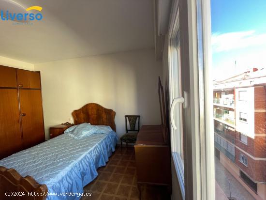 PISO EN VENTA SEMIREFORMADO - BURGOS