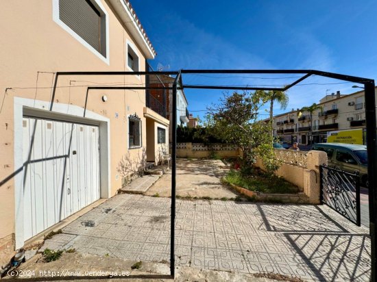 Villa en venta en La Nucia (Alicante)