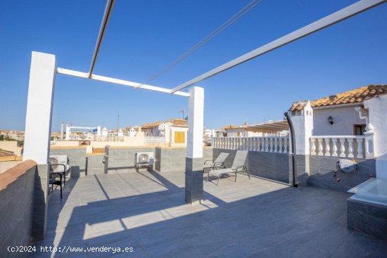 Chalet en venta en Orihuela (Alicante)