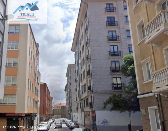 Venta Local Comercial en Ferrol + Finca Rústica en Narón - A CORUÑA