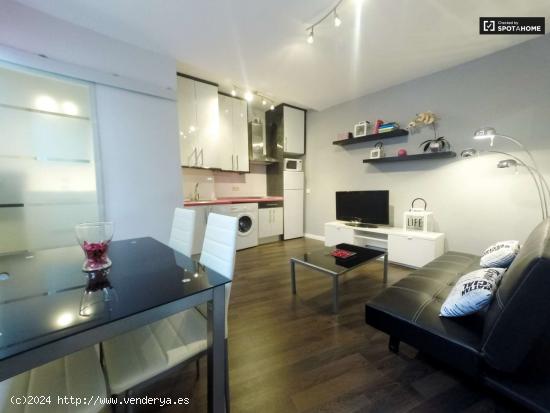  Apartamento moderno con muebles nuevos en el corazón del paraíso inconformista. - MADRID 