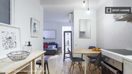 Apartamento de 2 dormitorios en alquiler en Barcelona - BARCELONA