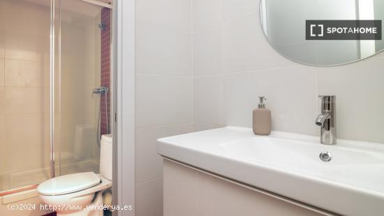 Apartamento entero de 1 dormitorio en Barcelona - BARCELONA