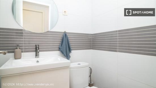 Apartamento de 2 dormitorios en alquiler en Ciutat Vella, Barcelona. - BARCELONA