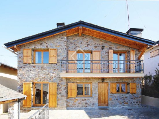 Casa en venta en Bellver de Cerdanya (Lleida)